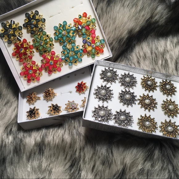 Lil & Lo Jewelry - NWT - Set of 29 Bling Rings